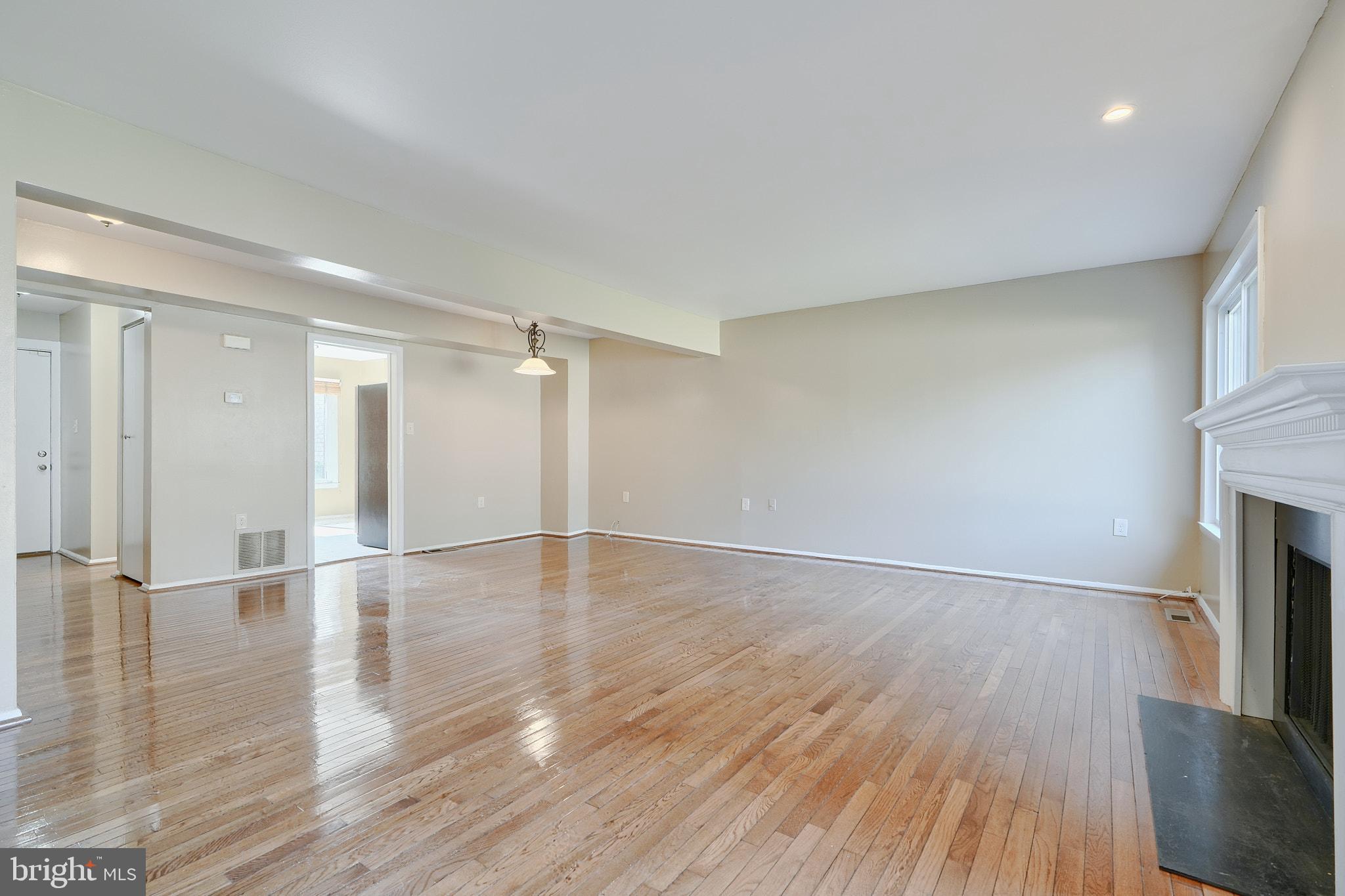 1903 Greenberry Road Baltimore, MD 21209 - Photo 13 of 42