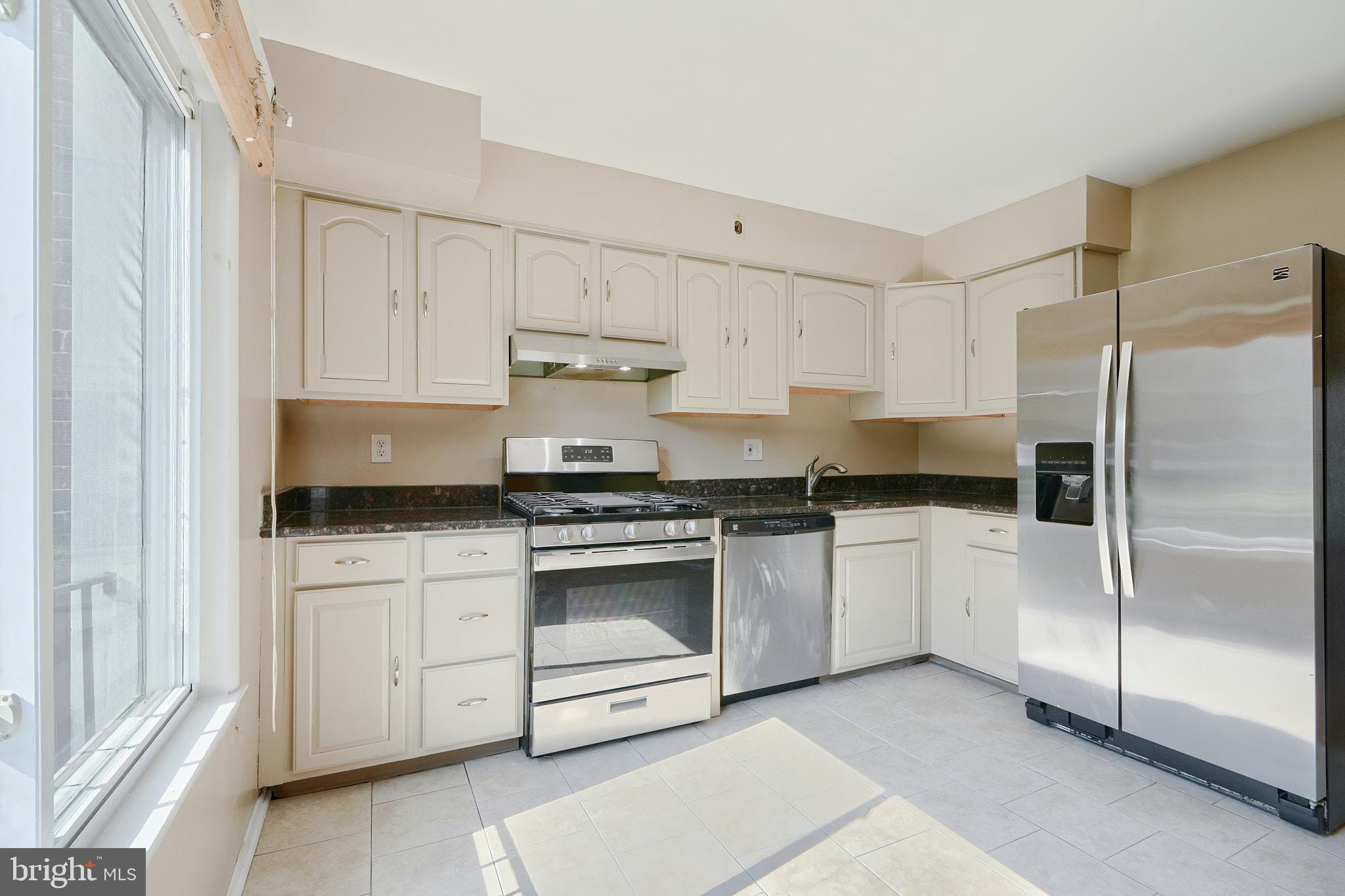 1903 Greenberry Road Baltimore, MD 21209 - Photo 6 of 42