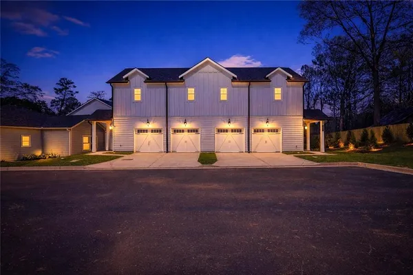 $297,813 | 185 Bartow Street, McRae-Helena, GA 31037