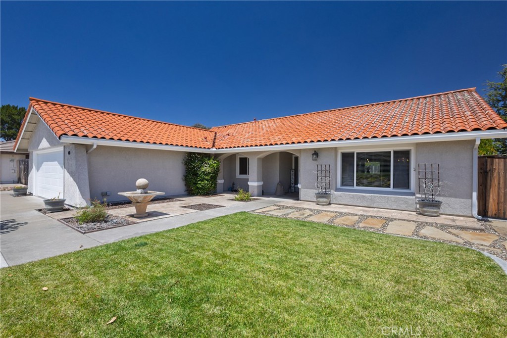 40 Galaxy Way Lompoc, CA 93436 - Photo 5 of 46