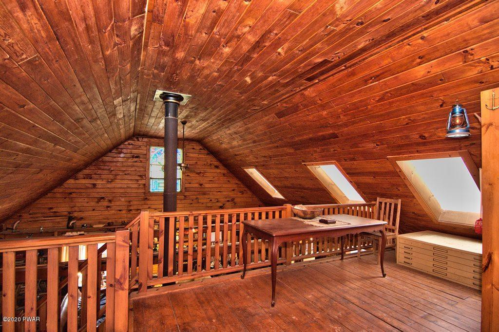 1020 Stockport Road Lake Como, PA 18437 - Photo 8 of 65 LOFT