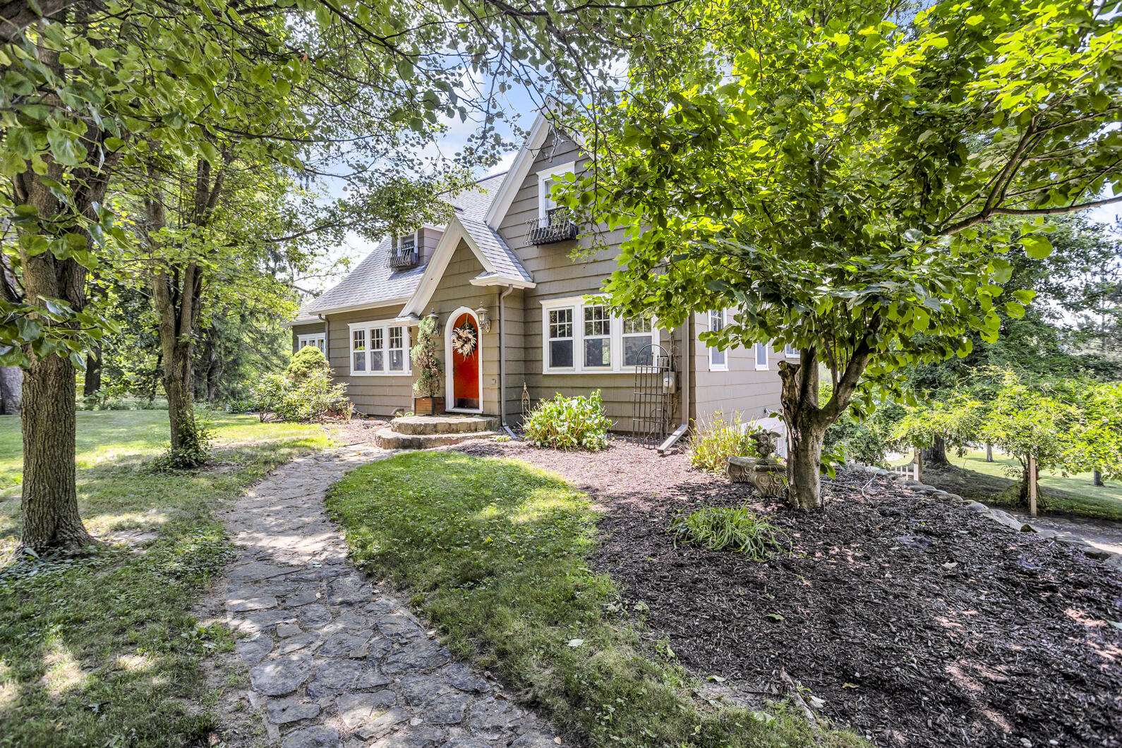 4500 South Jackson Road Jackson, MI 49201 - Photo 1 of 105 0N0A0536