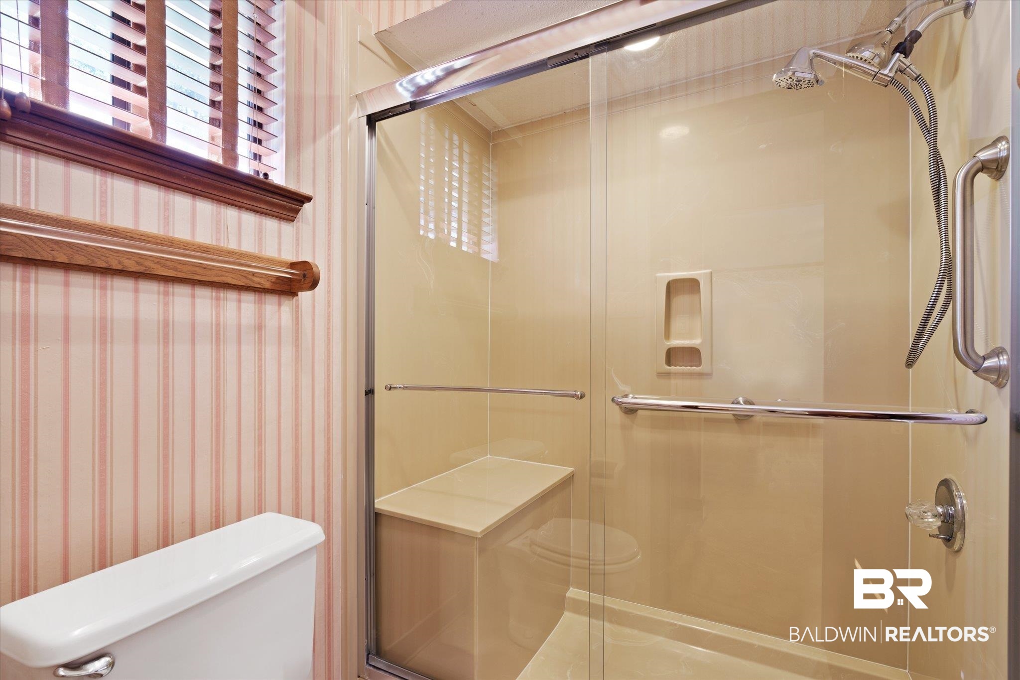 7315 Smithfield Road East Mobile, AL 36695 - Photo 19 of 33