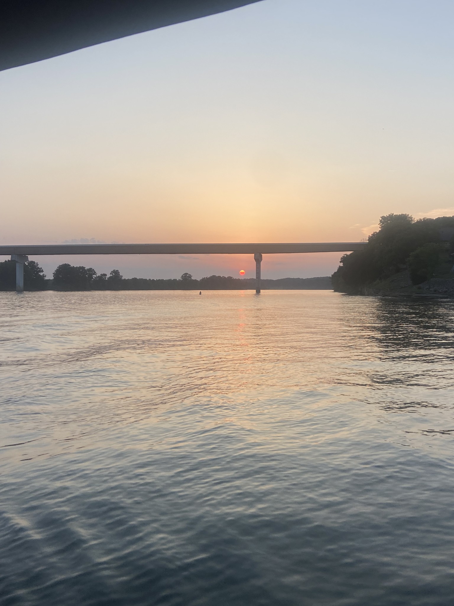 167 Hardin Bottom River Road Clifton, TN 38425 - Photo 24 of 26 a view of an ocean