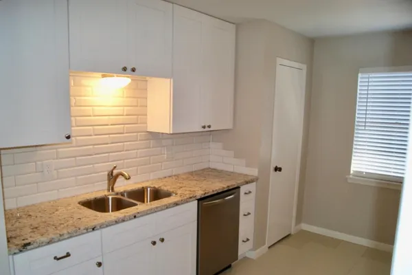 $1,675 | 3322 Sycamore Springs Drive, Houston, TX 77339