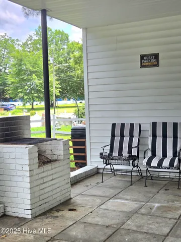 $2,200 | 307 Clairmont Circle, Greenville, NC 27834