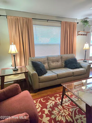 $2,200 | 307 Clairmont Circle, Greenville, NC 27834