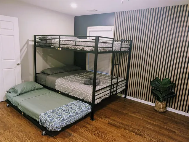 $6,000 | 460 Holt Road Northeast, Marietta, GA 30068