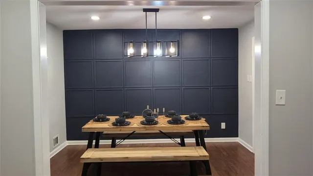 $6,000 | 460 Holt Road Northeast, Marietta, GA 30068