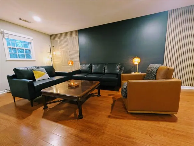 $6,000 | 460 Holt Road Northeast, Marietta, GA 30068