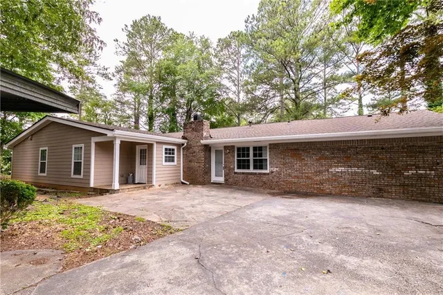 $6,000 | 460 Holt Road Northeast, Marietta, GA 30068