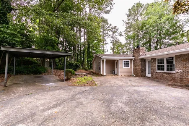 $6,000 | 460 Holt Road Northeast, Marietta, GA 30068