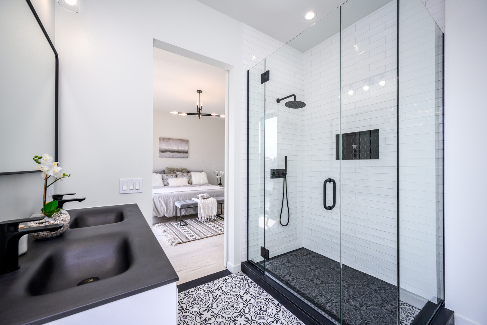 2135 West Cermak Road, Unit 2S Chicago, IL 60608 - Photo 13 of 22 Gallery Image 13