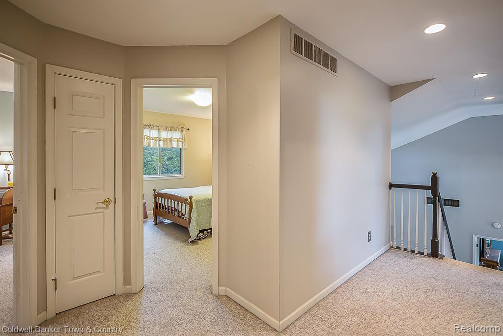 1355 South Maxfield Road Brighton, MI 48114 - Photo 43 of 70 Gallery Image 43