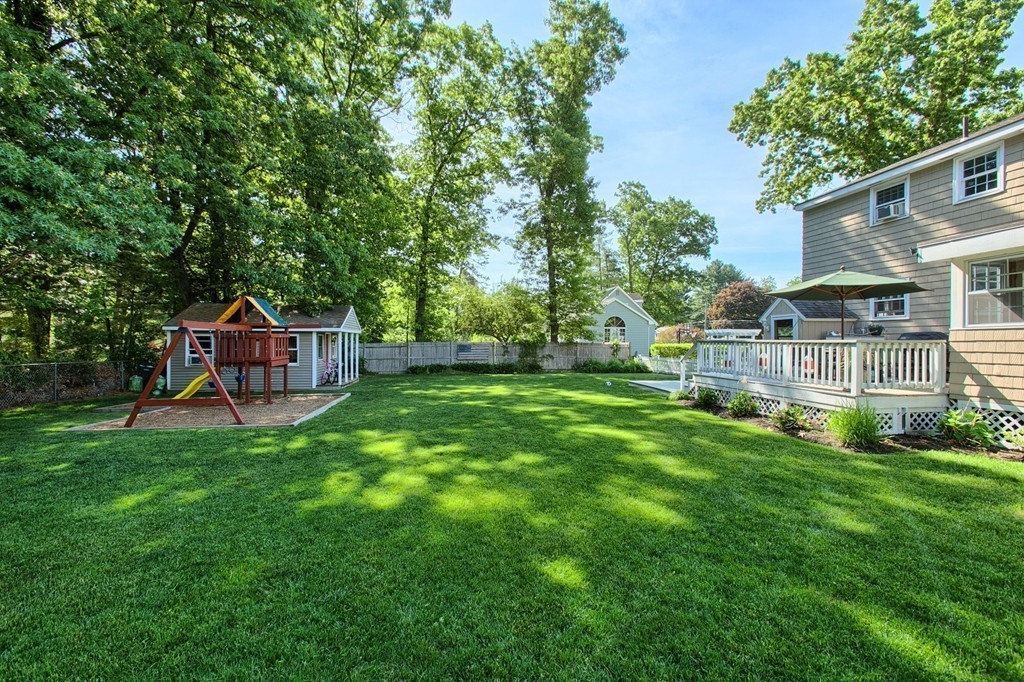 46 Charme Road Billerica, MA 01821 - Photo 7 of 30 a garden view with a seating space