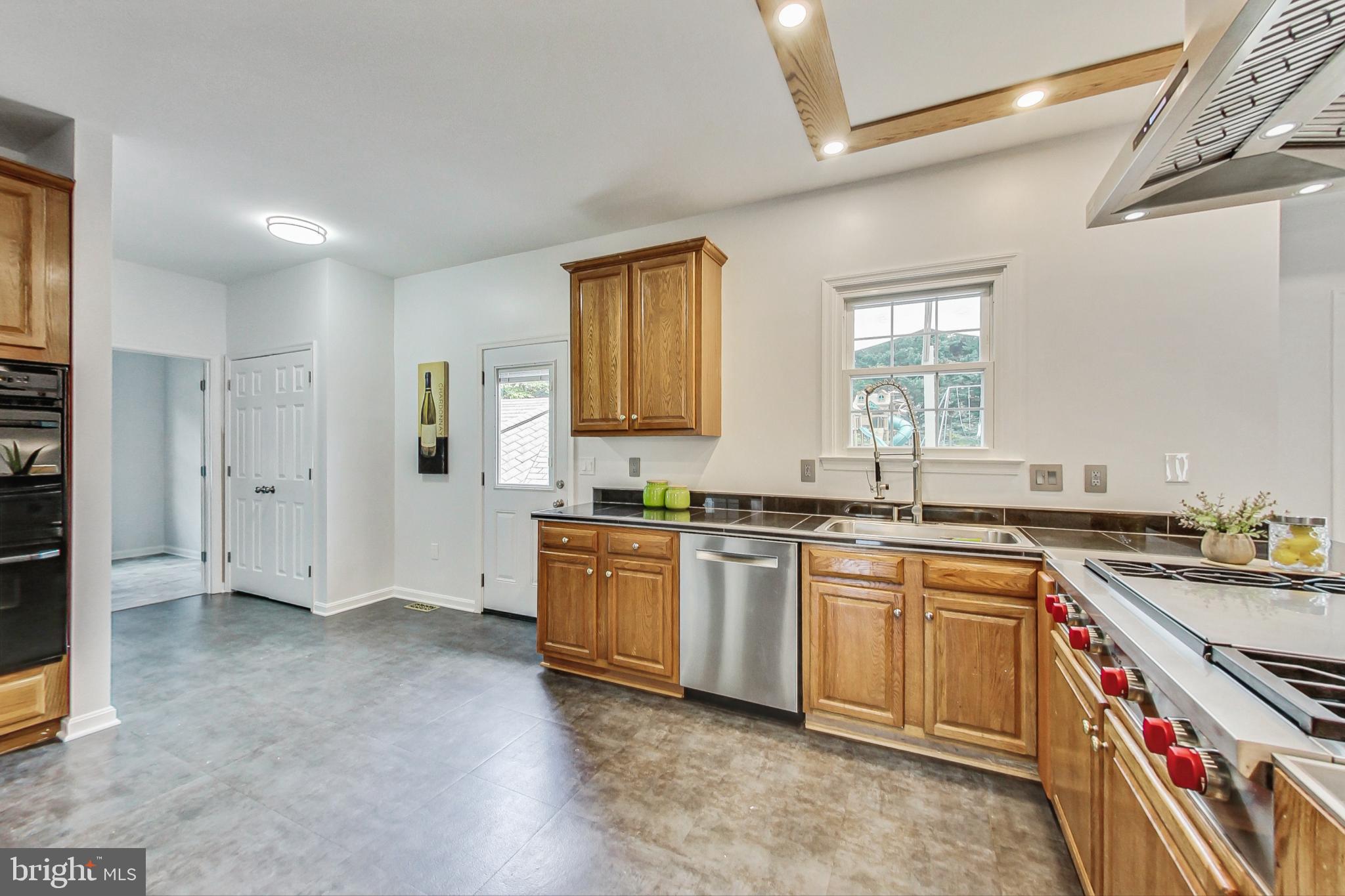 9300 Huntmaster Road Gaithersburg, MD 20882 - Photo 18 of 60