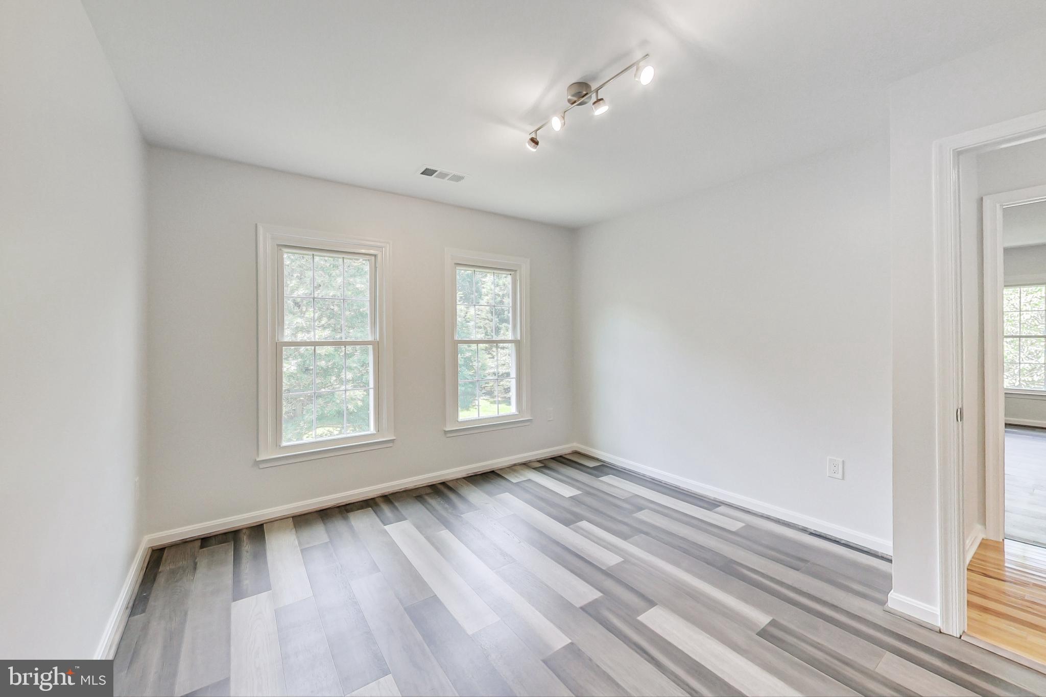 9300 Huntmaster Road Gaithersburg, MD 20882 - Photo 27 of 60