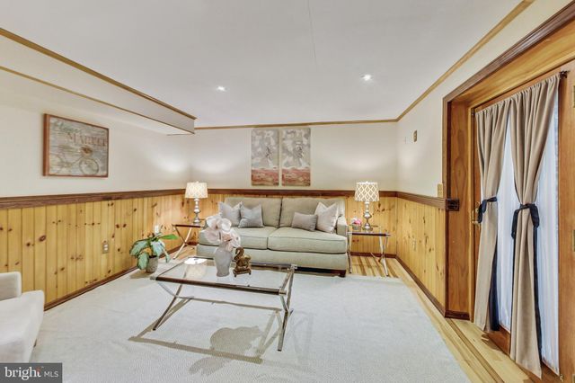 $1,035,000 | 9300 Huntmaster Road, Gaithersburg, MD 20882