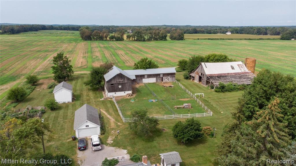6810 Moscow Road Horton, MI 49246 - Photo 3 of 42