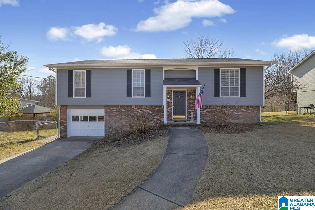 108 Twin Lakes Road Trussville, AL 35173 - Photo 1 of 24