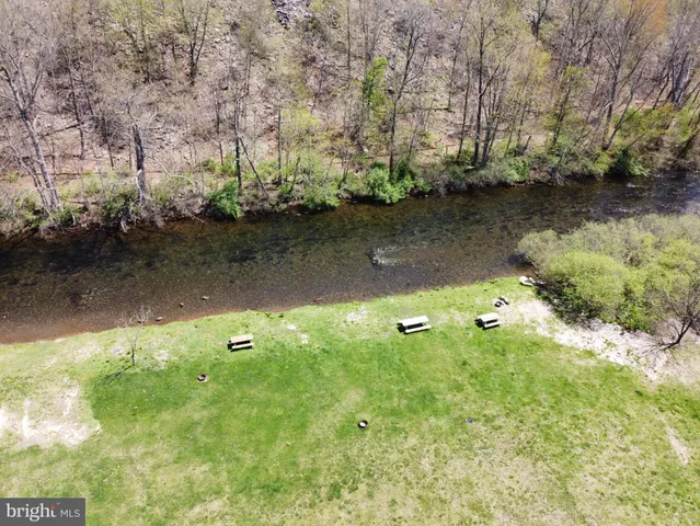 $3,600 | 1500 Rock Street, Lehighton, PA 18235