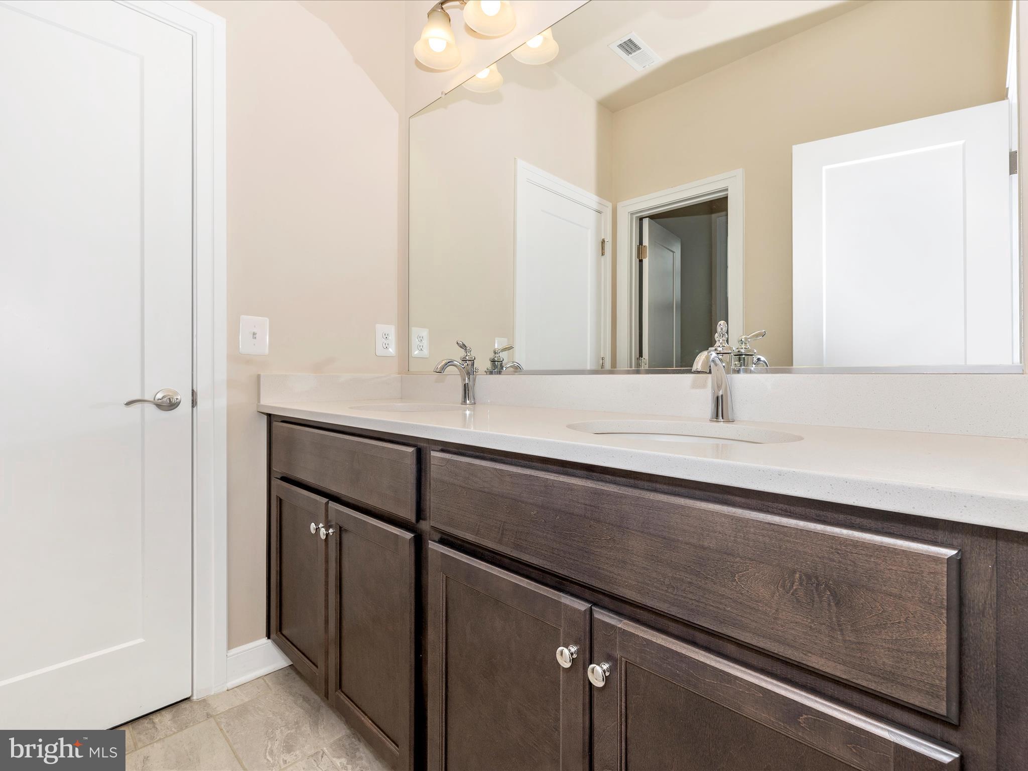 4761 Plum Road Monrovia, MD 21770 - Photo 28 of 52 Jack & Jill Bath