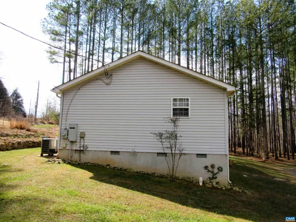 $267,900 | 3324 Laurel Road, Shipman, VA 22971