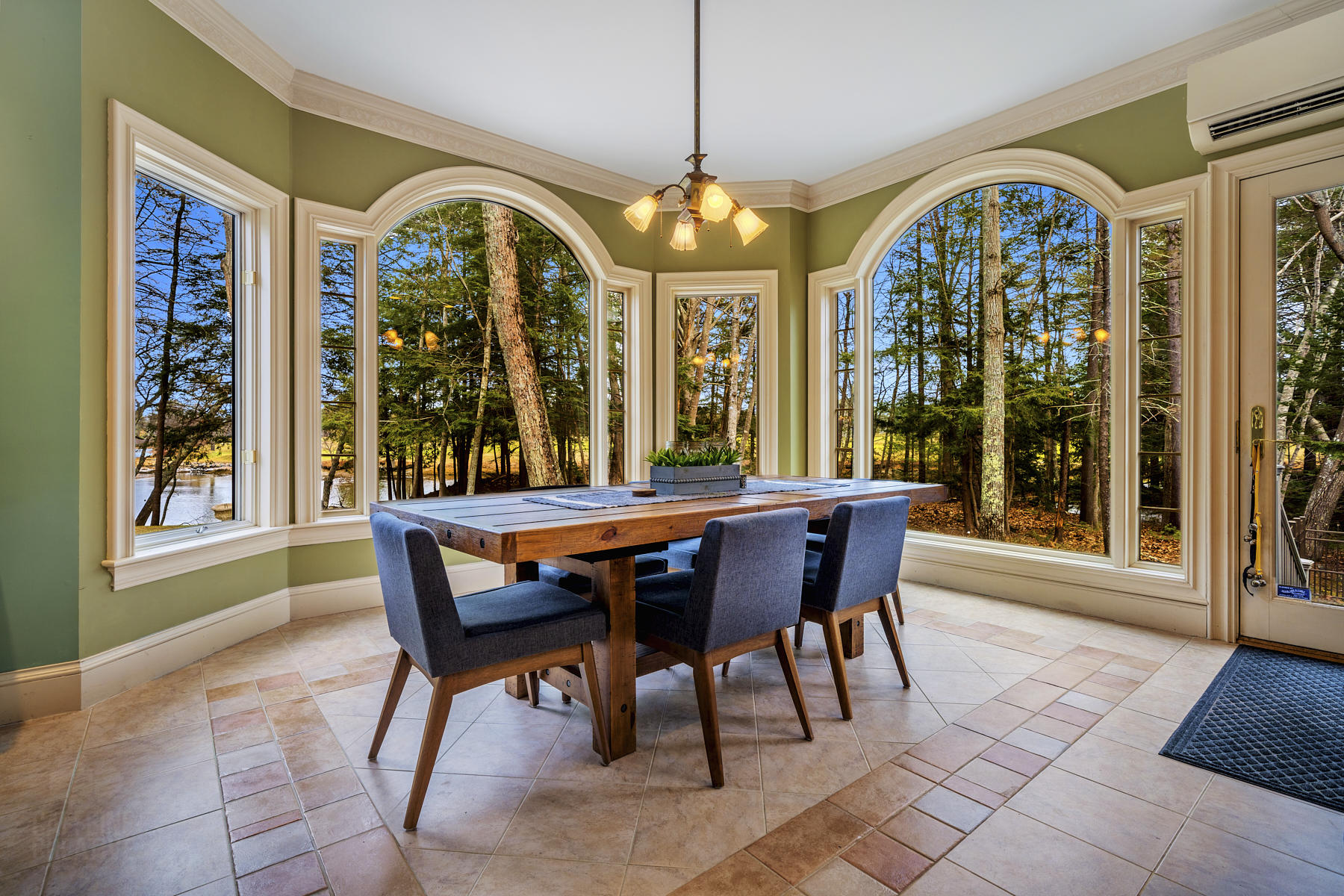 28 Rivers Edge Drive Kennebunk, ME 04043 - Photo 18 of 104 Dinning Area