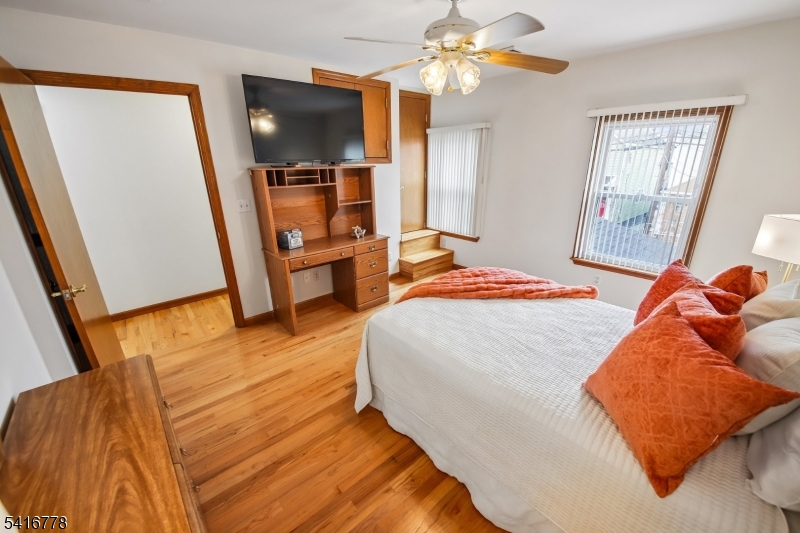 63 Waydell Street Newark, NJ 07105 - Photo 8 of 44