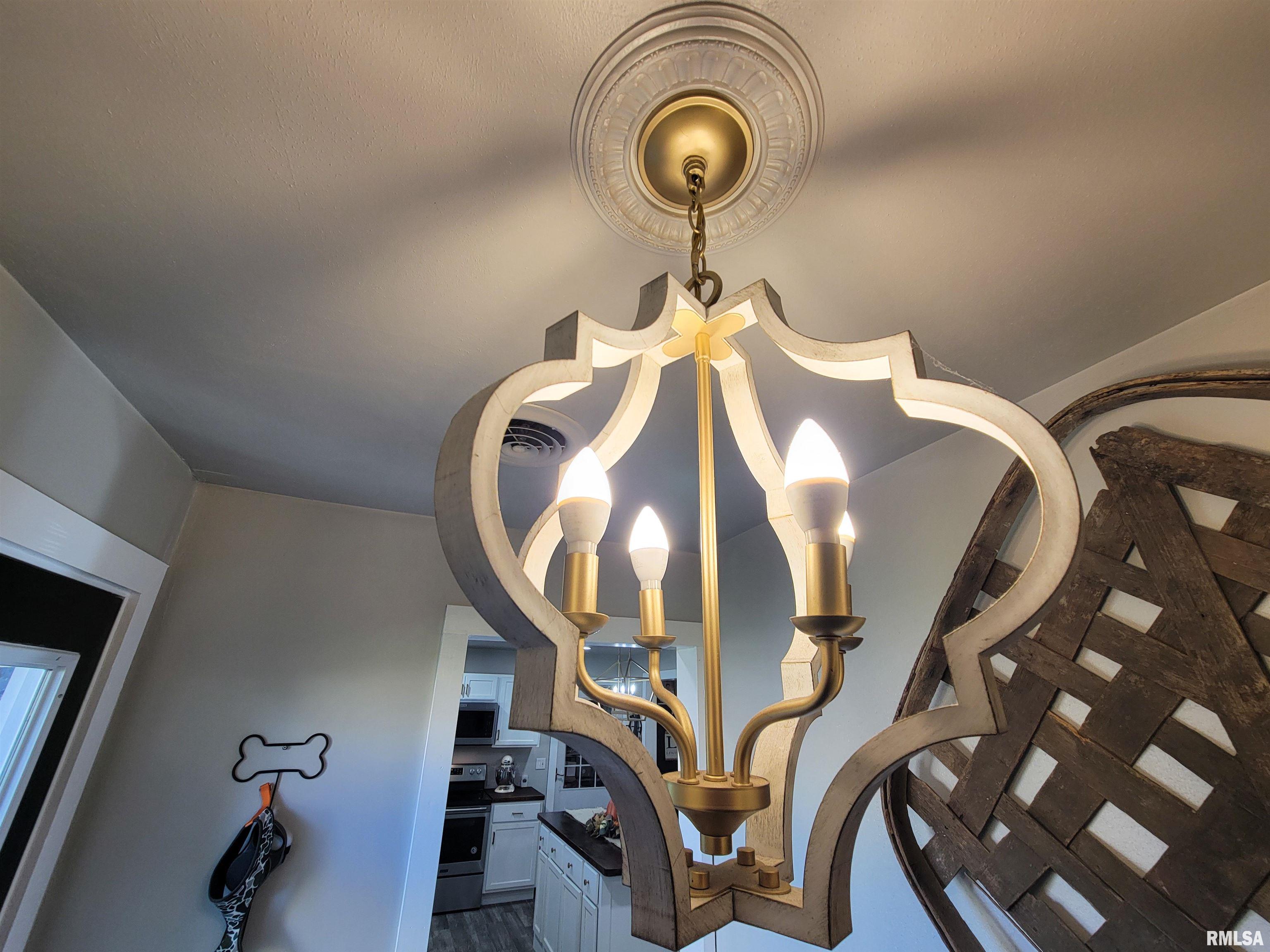 616 Seminary Street Flora, IL 62839 - Photo 32 of 86