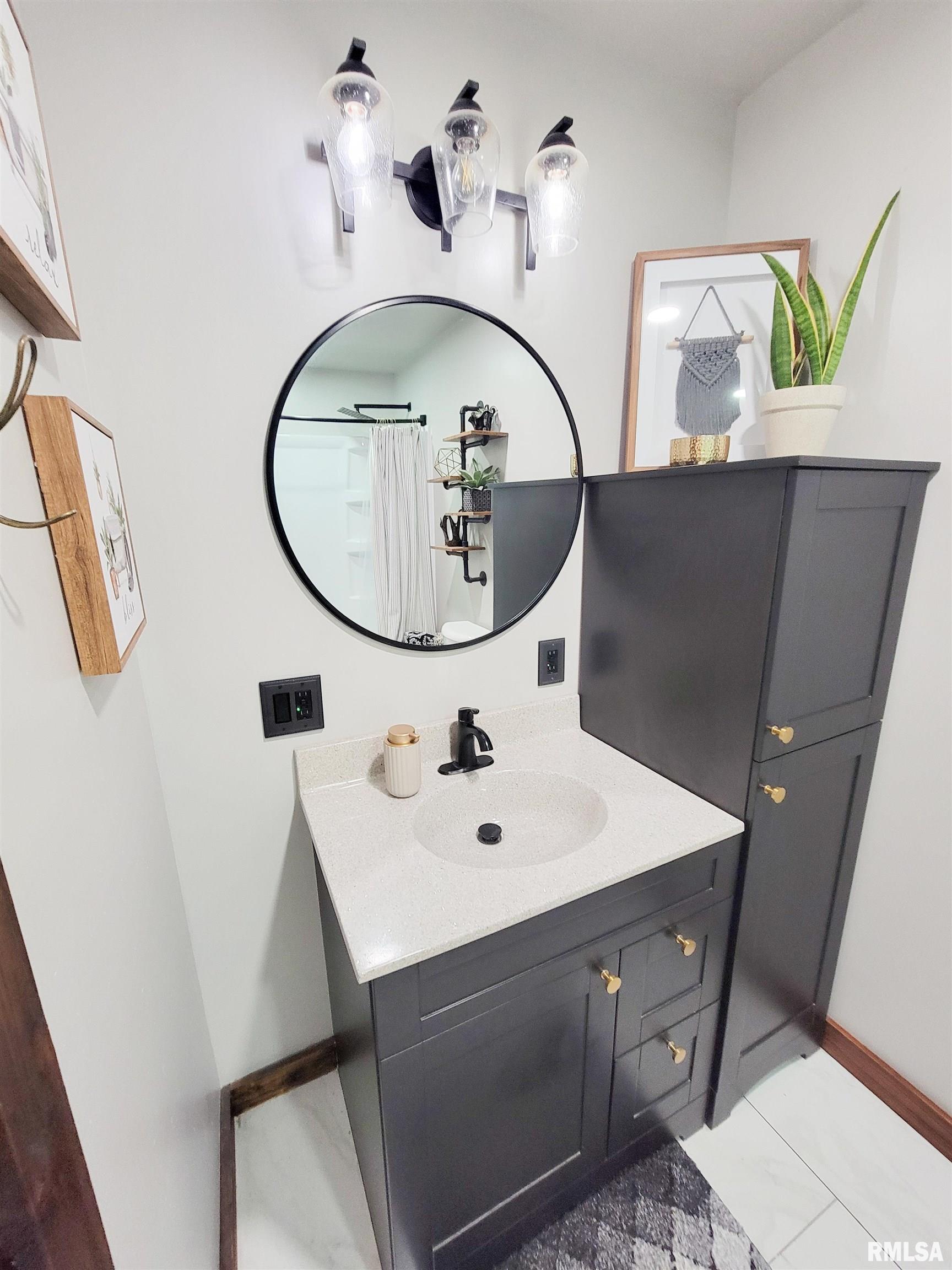 616 Seminary Street Flora, IL 62839 - Photo 48 of 86