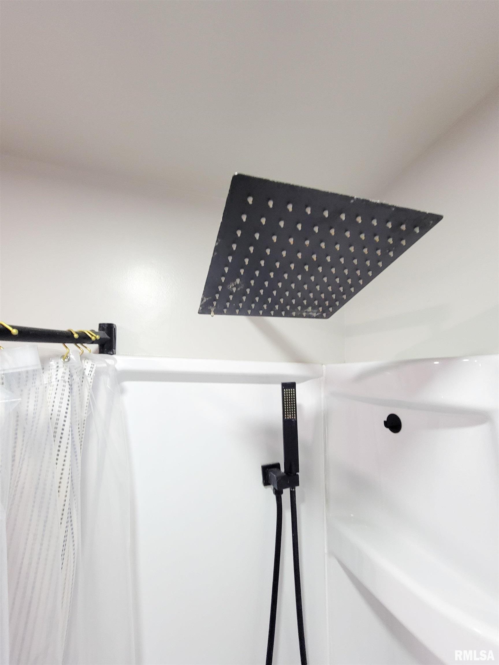 616 Seminary Street Flora, IL 62839 - Photo 50 of 86