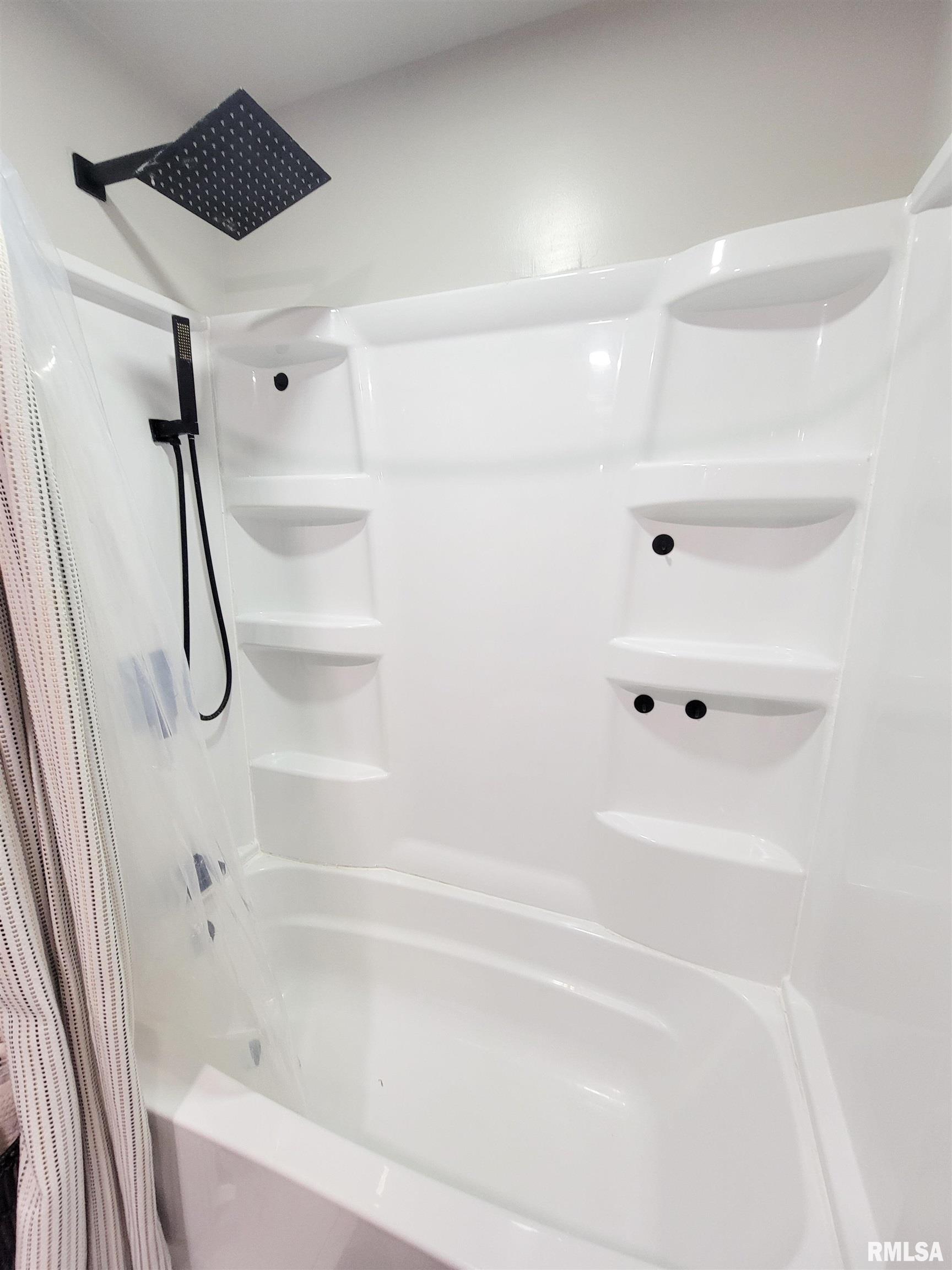 616 Seminary Street Flora, IL 62839 - Photo 51 of 86