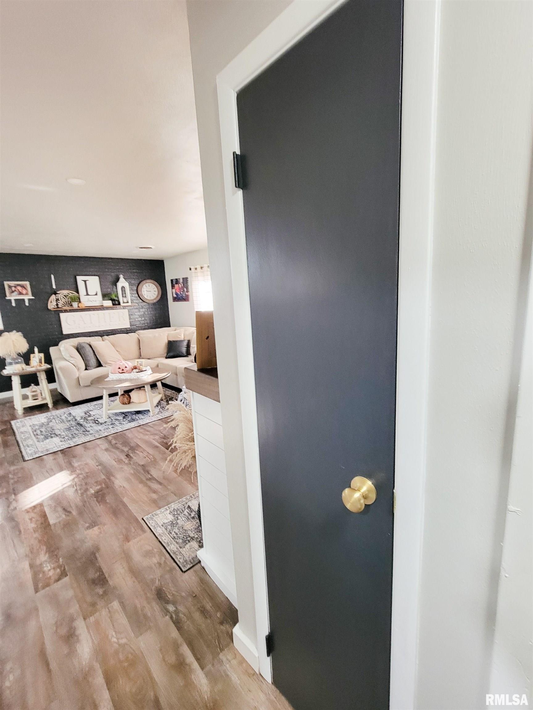 616 Seminary Street Flora, IL 62839 - Photo 54 of 86