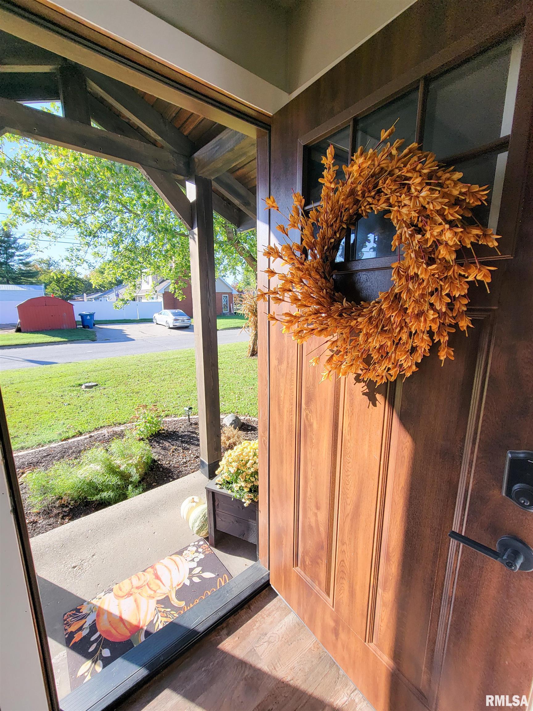 616 Seminary Street Flora, IL 62839 - Photo 8 of 86