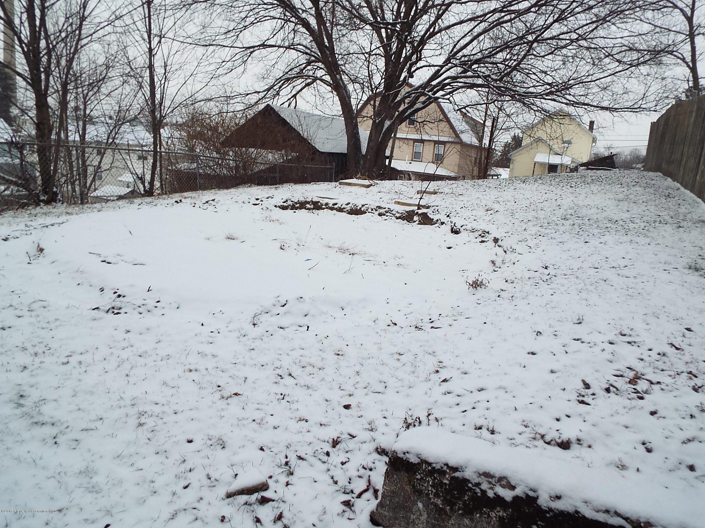 24 Rutz Street Ashley, PA 18706 - Photo 2 of 13