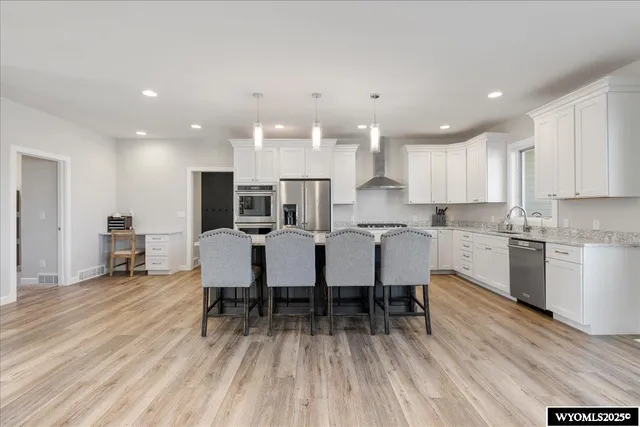 $895,000 | 4446 East 25th Street, Casper, WY 82609