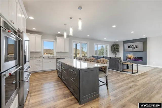 $895,000 | 4446 East 25th Street, Casper, WY 82609