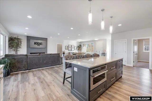 $895,000 | 4446 East 25th Street, Casper, WY 82609