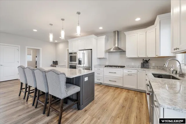 $895,000 | 4446 East 25th Street, Casper, WY 82609