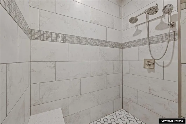 $895,000 | 4446 East 25th Street, Casper, WY 82609