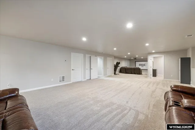 $895,000 | 4446 East 25th Street, Casper, WY 82609