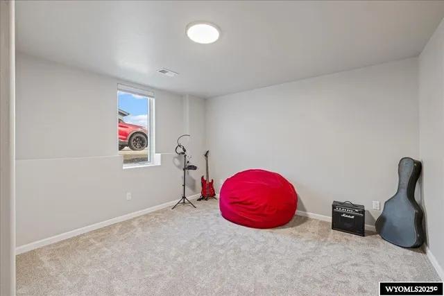 $895,000 | 4446 East 25th Street, Casper, WY 82609