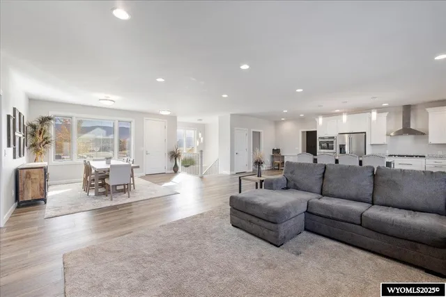 $895,000 | 4446 East 25th Street, Casper, WY 82609