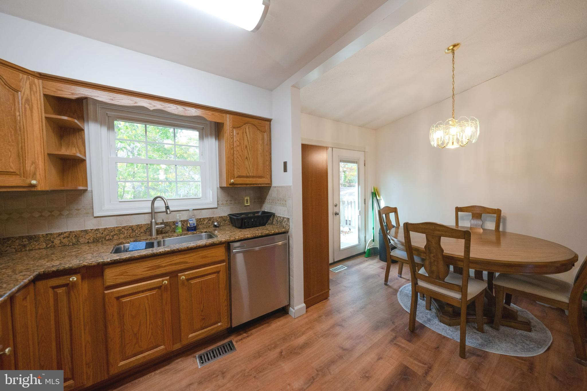 12437 Hisperia Road Lusby, MD 20657 - Photo 8 of 29