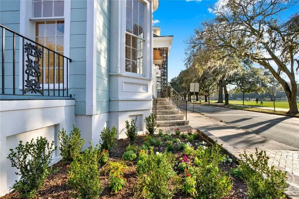 $2,800 | 804 Drayton Street, Unit 1, Savannah, GA 31401