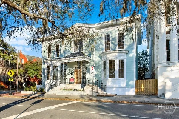 $2,800 | 804 Drayton Street, Unit 1, Savannah, GA 31401