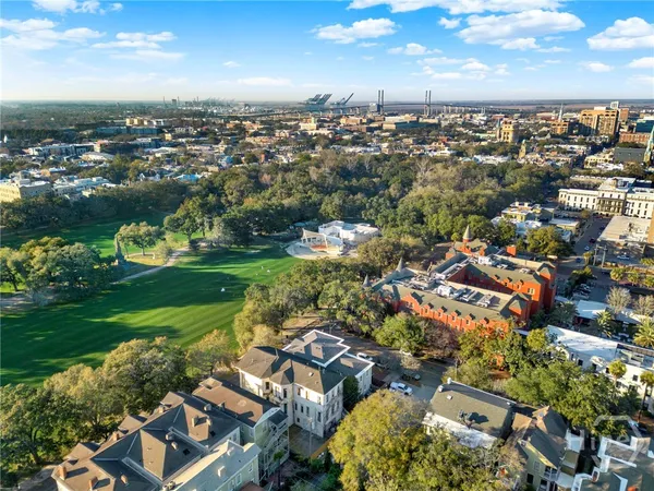 $2,800 | 804 Drayton Street, Unit 1, Savannah, GA 31401