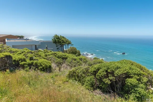 $1,680,000 | 14800 Navarro Way, Manchester, CA 95459