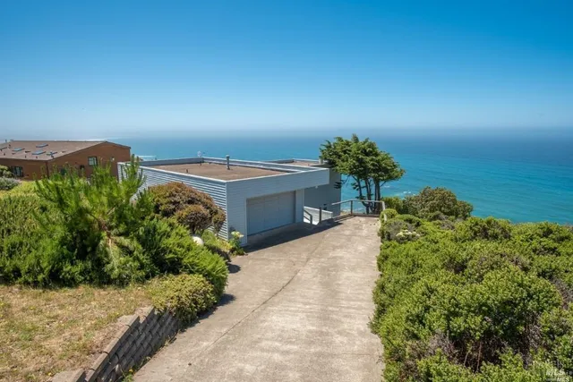 $1,680,000 | 14800 Navarro Way, Manchester, CA 95459